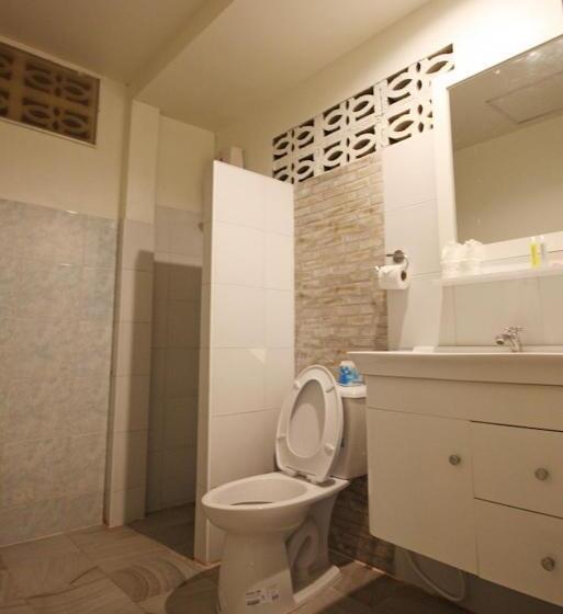 اتاق استاندارد با چشم‌انداز دریا, Simple Life Talay & Divers Resort