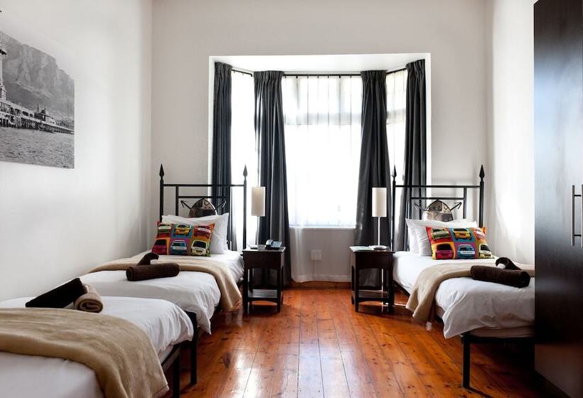غرفة قياسية ثلاثية, Ashanti Gardens Guesthouse