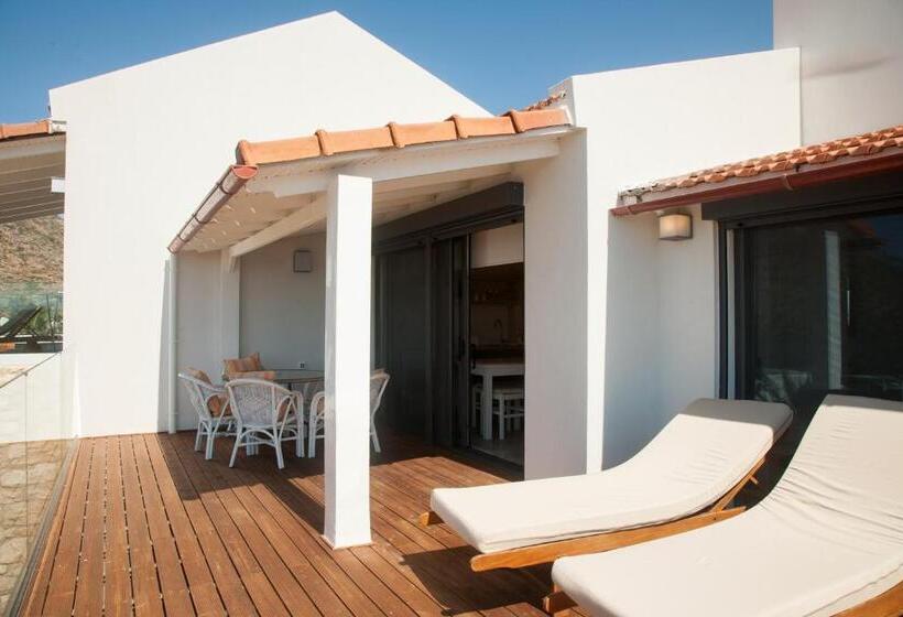 2 Bedrooms Suite Sea View, Artemis Village Apartments & Studios