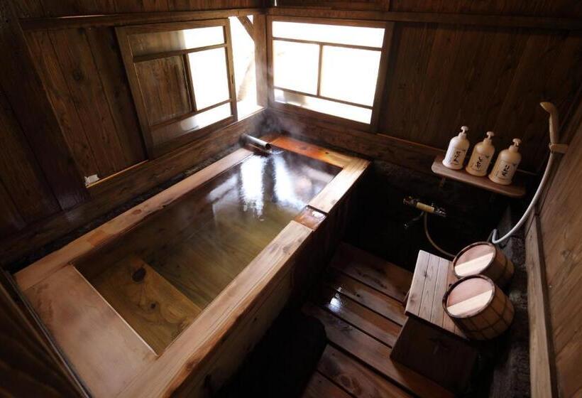 اتاق استاندارد با تراس, Kurokawa Onsen Oyado Noshiyu