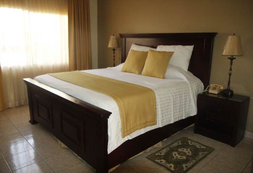اتاق استاندارد با تخت بزرگ, La Quinta