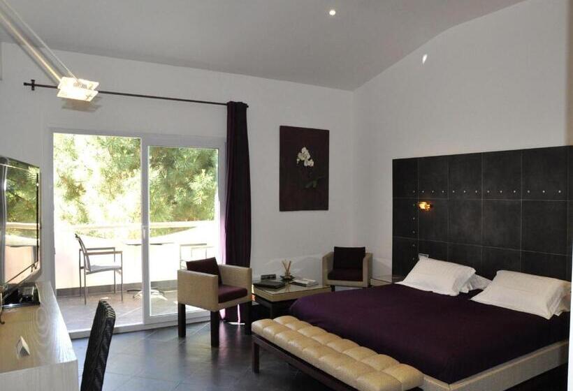 اتاق سوپریور با وان آب گرم, Private Hôtel   Adult Only