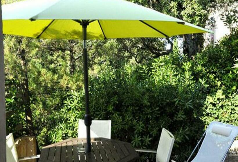 اتاق استاندارد با چشم‌انداز باغ, Private Hôtel   Adult Only