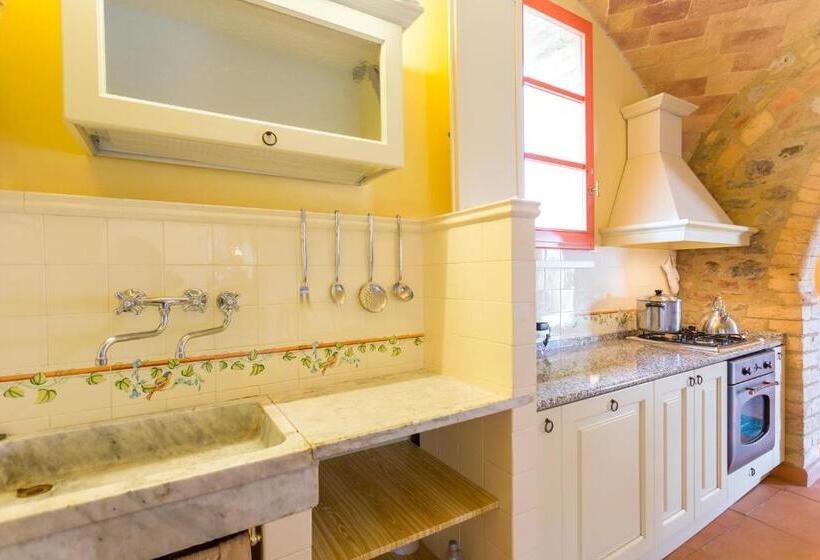ویلای 1 خوابه, Tenuta Di Monaciano