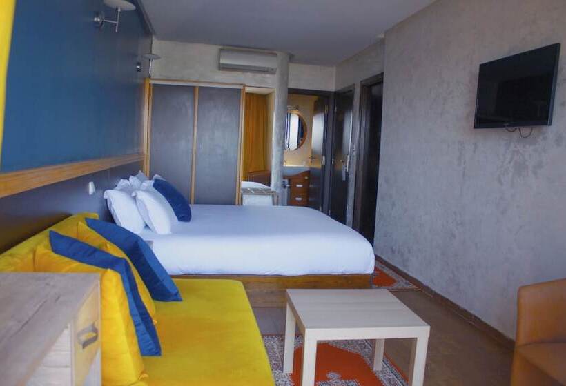 سوئیت جونیور با تراس, Belle Vue Et Spa