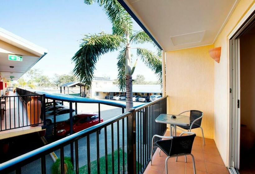 آپارتمان 1 خوابه, Glenmore Tavern