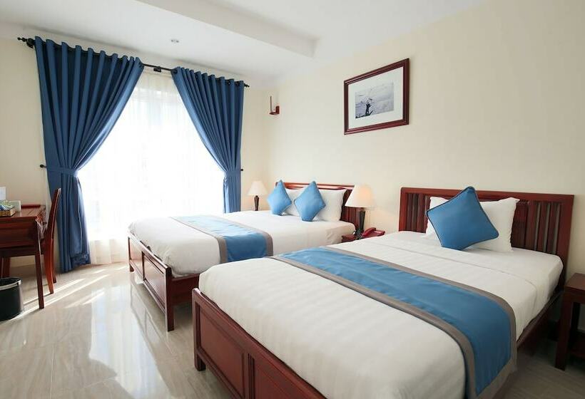 اتاق لوکس با چشم‌انداز شهر, Hoi An Prince