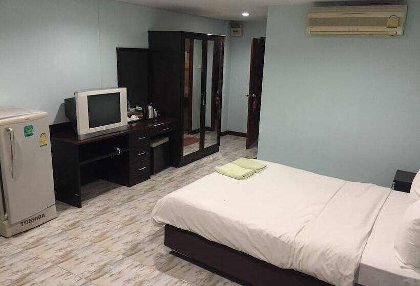 Deluxe Room, Tamarind Residences Serviced Apartment