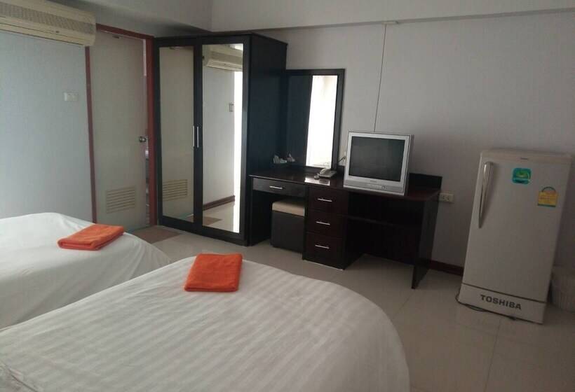 Standard Room, Tamarind Residences Serviced Apartment