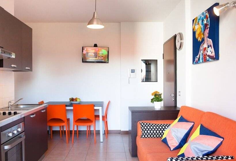 2 Bedroom Apartment, Housing32 Apartments
