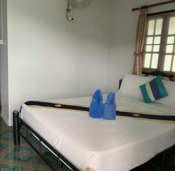 بانگلوی استاندارد با چشم‌انداز دریا, Jp Resort Koh Tao