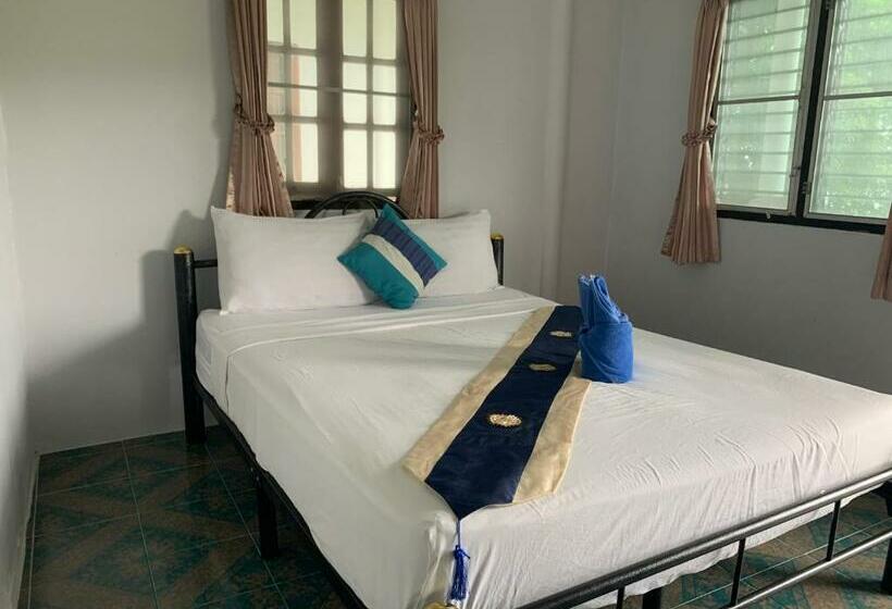 بانگلوی استاندارد با چشم‌انداز دریا, Jp Resort Koh Tao