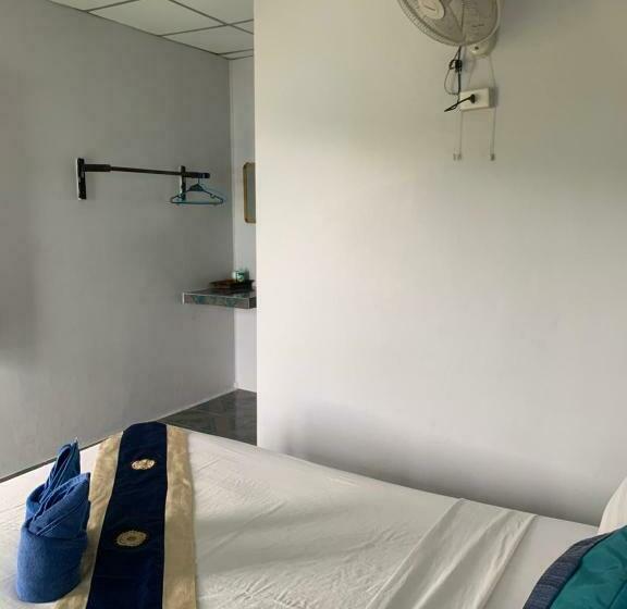 بانگلوی استاندارد با چشم‌انداز دریا, Jp Resort Koh Tao