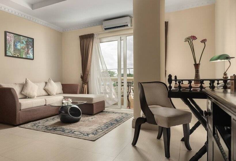 استودیوی استاندارد با چشم‌انداز شهر, Palace Gate Hotel & Residence By Ehm