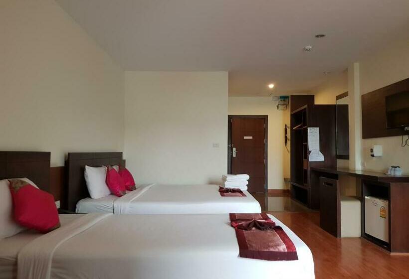 اتاق خانوادگی, Pangviman Place Resotel Sha Plus
