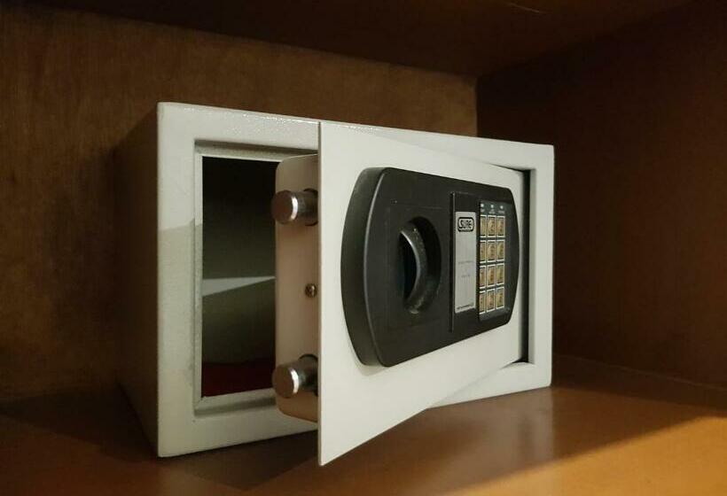 استودیوی استاندارد, Pangviman Place Resotel Sha Plus