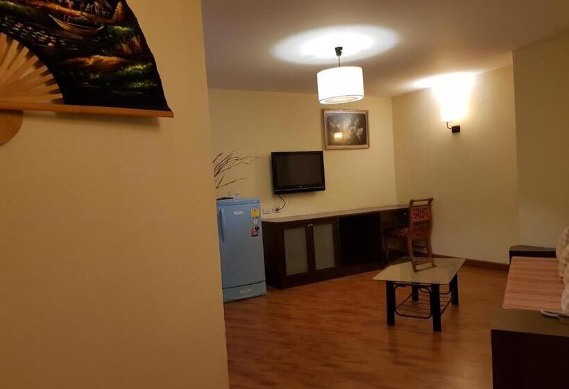 سوئیت با تخت بزرگ, Pangviman Place Resotel Sha Plus