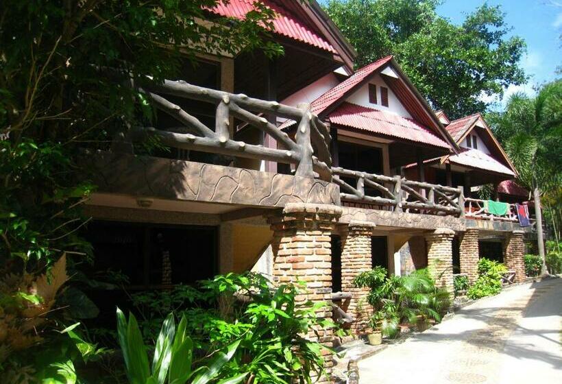 Superior Room with Terrace, Railay Viewpoint Resort