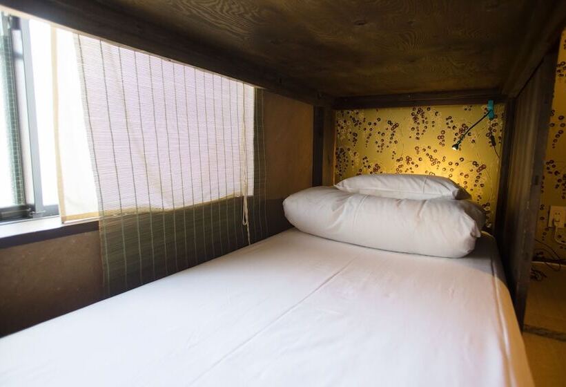 اتاق استاندارد, Osaka Guest House U En