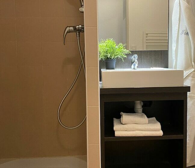 استودیوی استاندارد, Aparthotel Sainte Marthe