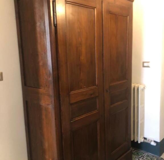 اتاق لوکس با بالکن, Palazzo Bernardini Suites