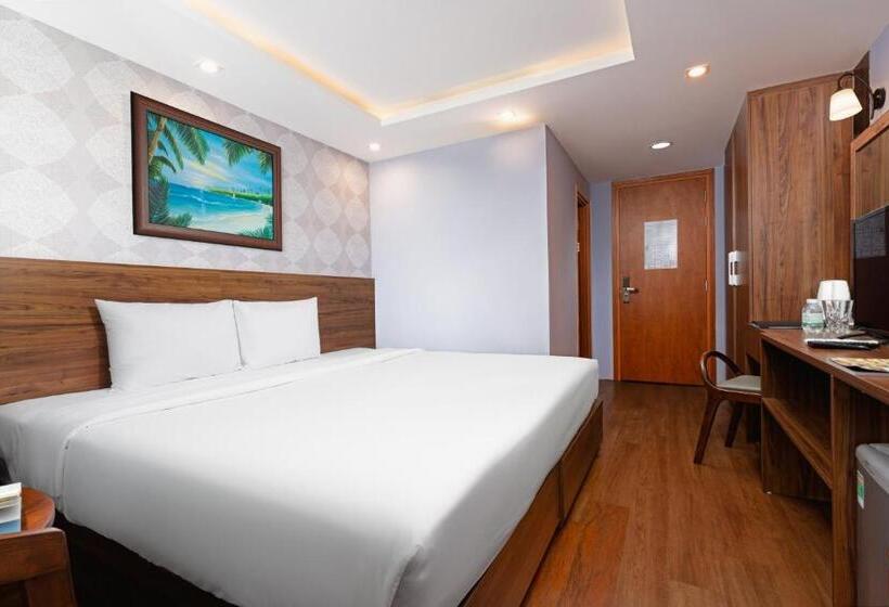 اتاق اساندارد با چشم‌انداز جانبی به دریا, Bidv Beach Hotel Nha Trang