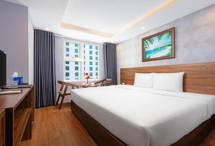 اتاق اساندارد با چشم‌انداز جانبی به دریا, Bidv Beach Hotel Nha Trang