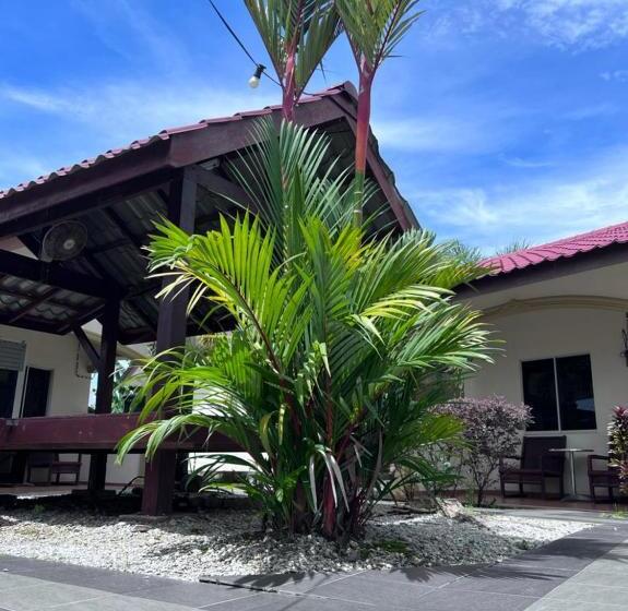 اتاق لوکس با تخت بزرگ, Dhania Cenang Beach Motel