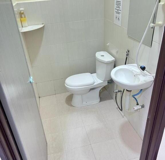 اتاق لوکس با تخت بزرگ, Dhania Cenang Beach Motel