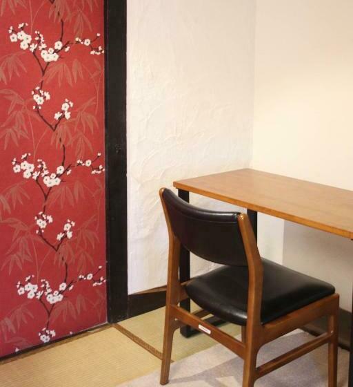 اتاق استاندارد, Osaka Guest House U En
