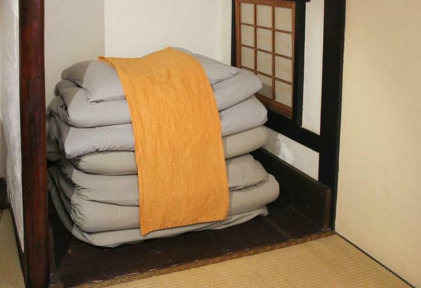 اتاق استاندارد, Osaka Guest House U En