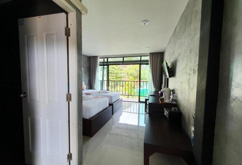 Deluxe Room Mountain View, Ibiza Phi Phi