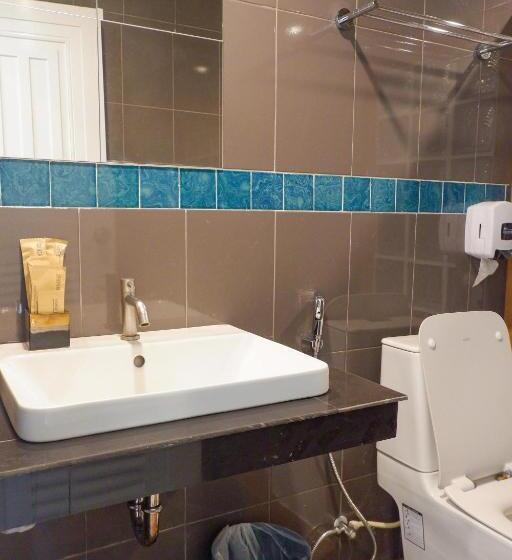 Deluxe Room Mountain View, Ibiza Phi Phi