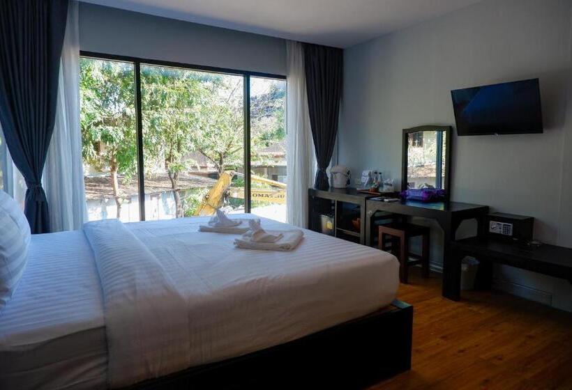 اتاق استاندارد, Ibiza Phi Phi