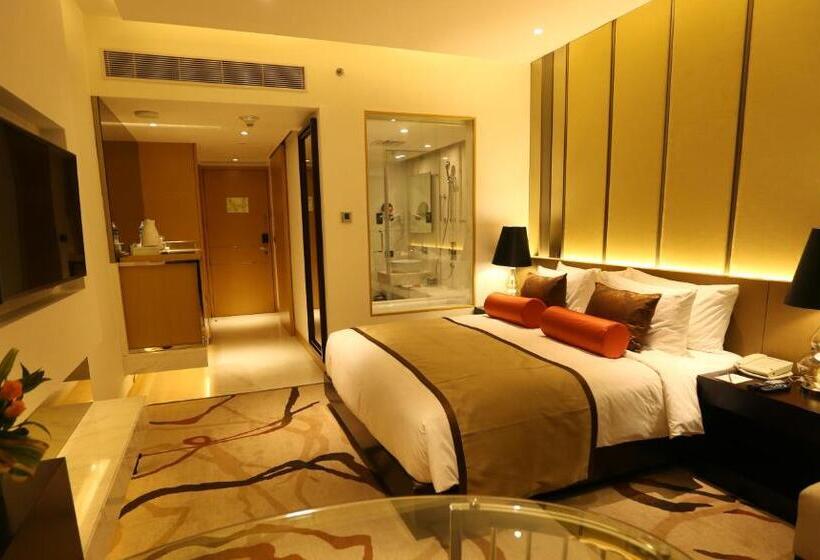 اتاق پرمیوم, Pride Plaza Hotel, Aerocity New Delhi