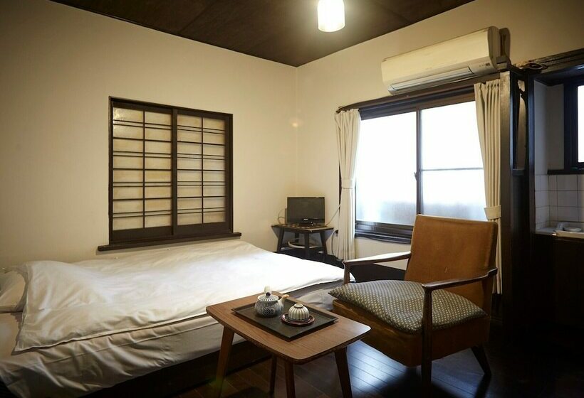 Economy Zimmer, Takeyaso Ryokan