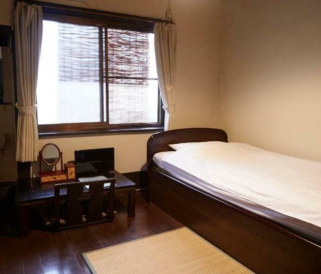 اتاق استاندارد یک تخته با سرویس بهداشتی مشترک, Takeyaso Ryokan