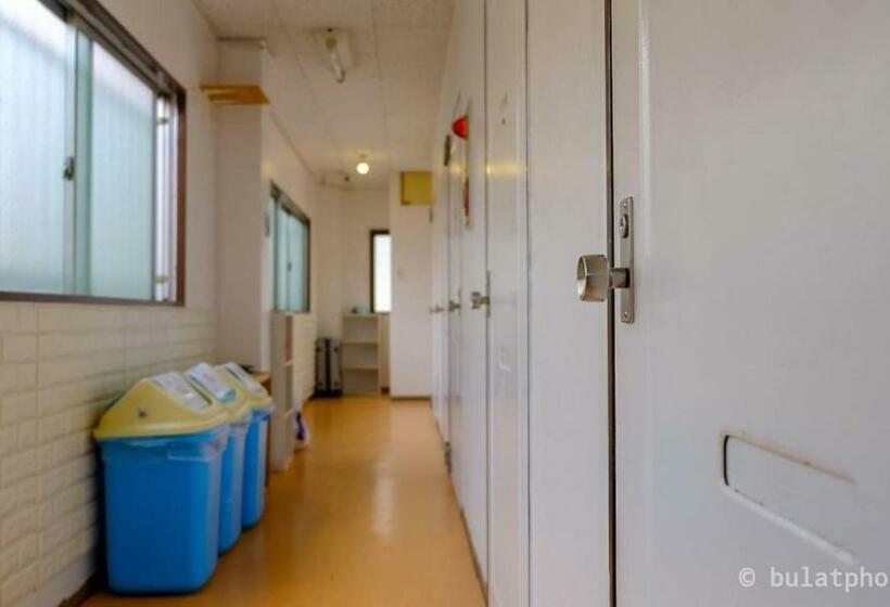 اتاق اکونومی یک تخته, Peace House Sachi   Hostel