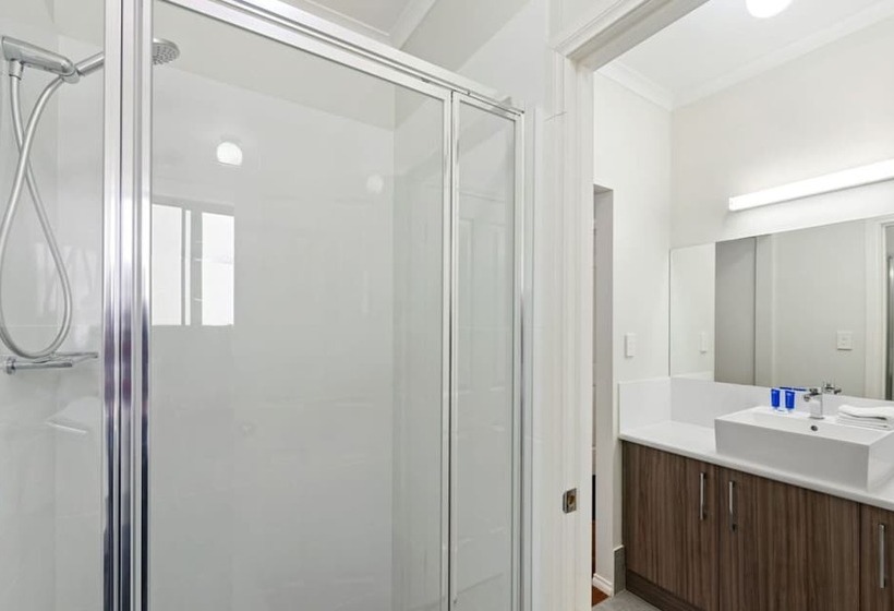 کابین, Discovery Parks  Adelaide Beachfront