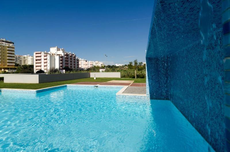 1 Bedroom Apartment, Rocha Tower By Beach Rentals