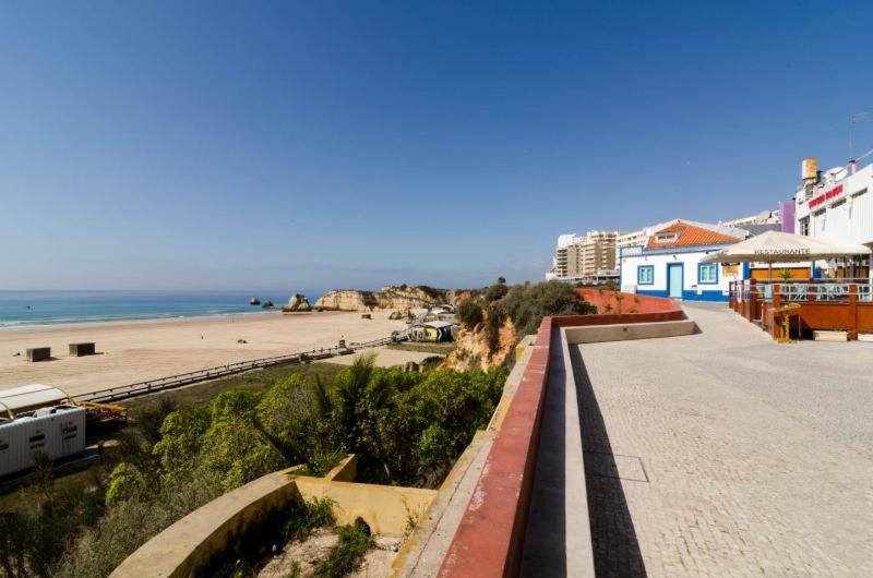 1 Bedroom Apartment, Rocha Tower By Beach Rentals