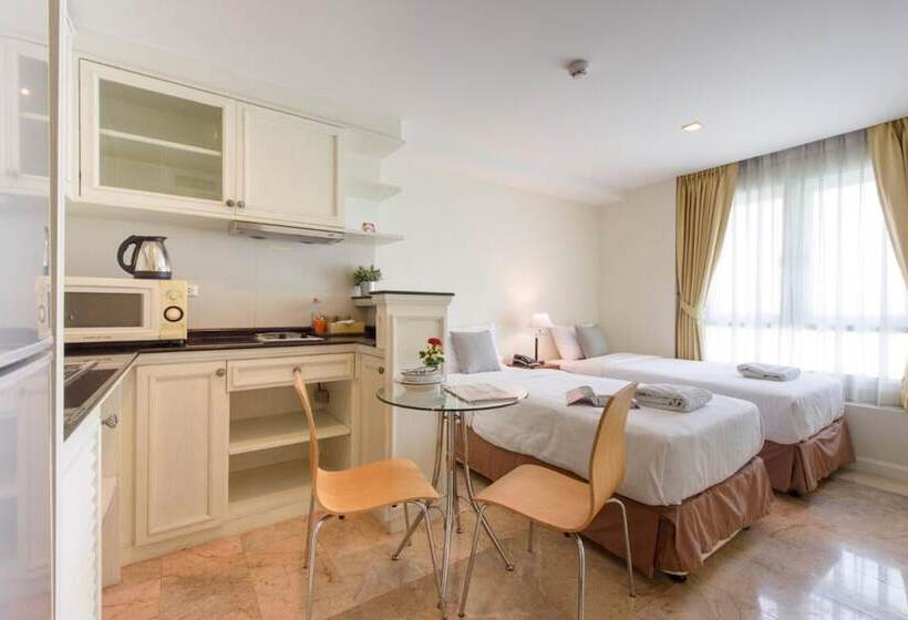 سوییت خانوادگی, Sabai Sathorn Service Apartment