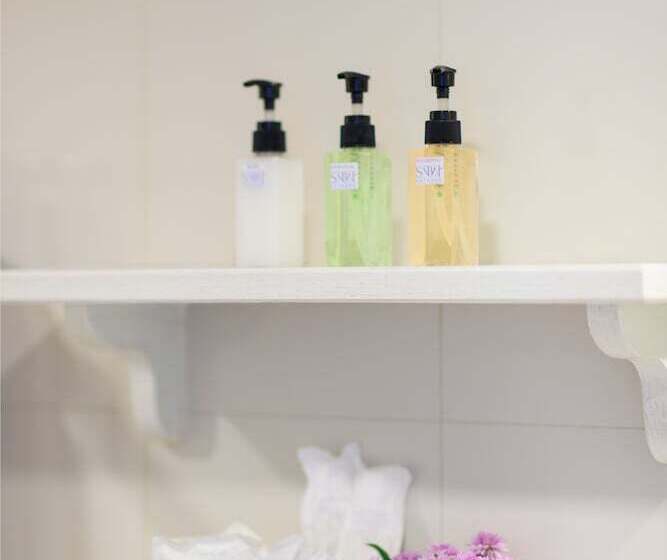 سوییت خانوادگی, Sabai Sathorn Service Apartment