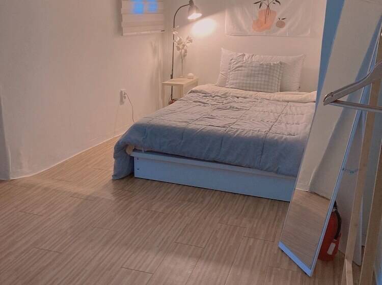 اتاق استاندارد, Yakorea Hostel Dongdaemun