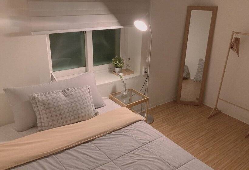اتاق استاندارد, Yakorea Hostel Dongdaemun