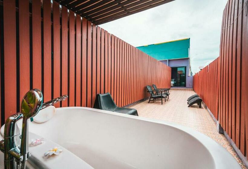 اتاق لوکس با بالکن, Behind The Scene Hotel Club @ Samui