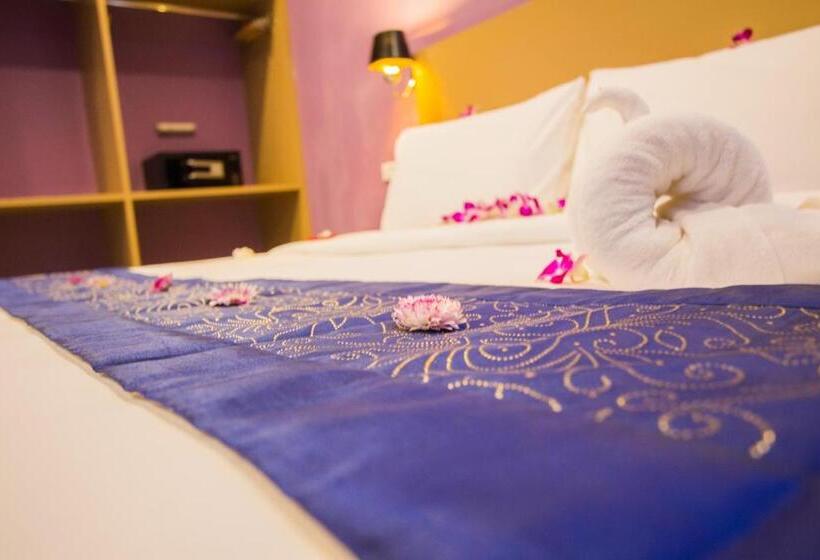 اتاق لوکس, Behind The Scene Hotel Club @ Samui
