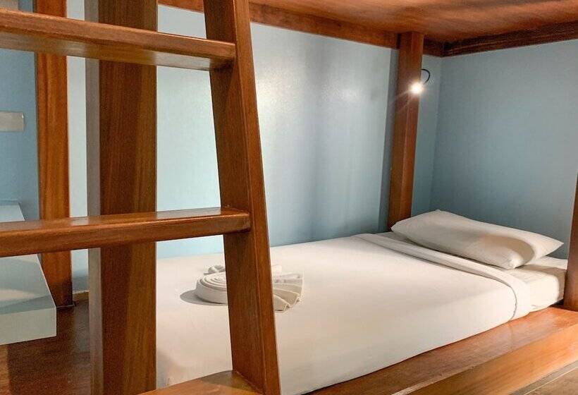 اتاق استاندارد, Behind The Scene Hotel Club @ Samui