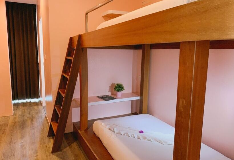 اتاق استاندارد, Behind The Scene Hotel Club @ Samui
