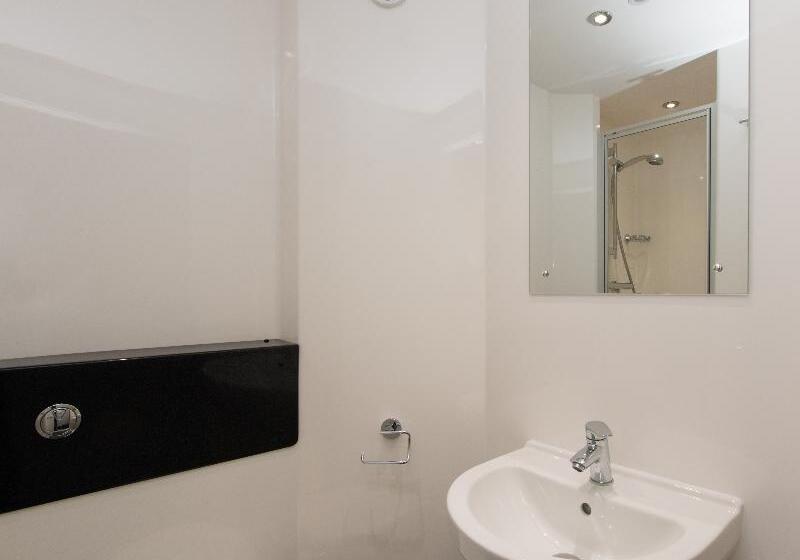 آپارتمان 4 خوابه, Destiny Student Murano   Campus Accommodation
